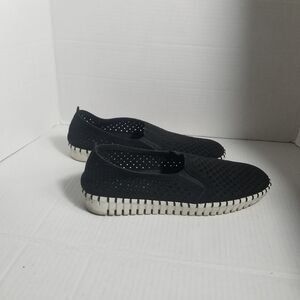 SKECHERS AIR-COOLED MEMORY FOAM SHOES ESTIMATED WOMEN'S SIZE 9